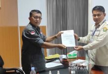 Kepala bidang Prasarana Dinas Perhubungan Kabupaten Bombana Deddy Fan Alva Slamet, ST., MM saat peluncuran aplikasi SI LANCAR